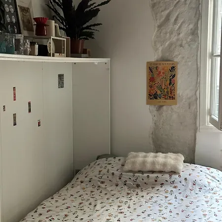 Elegant Flat In Marais Apartment *